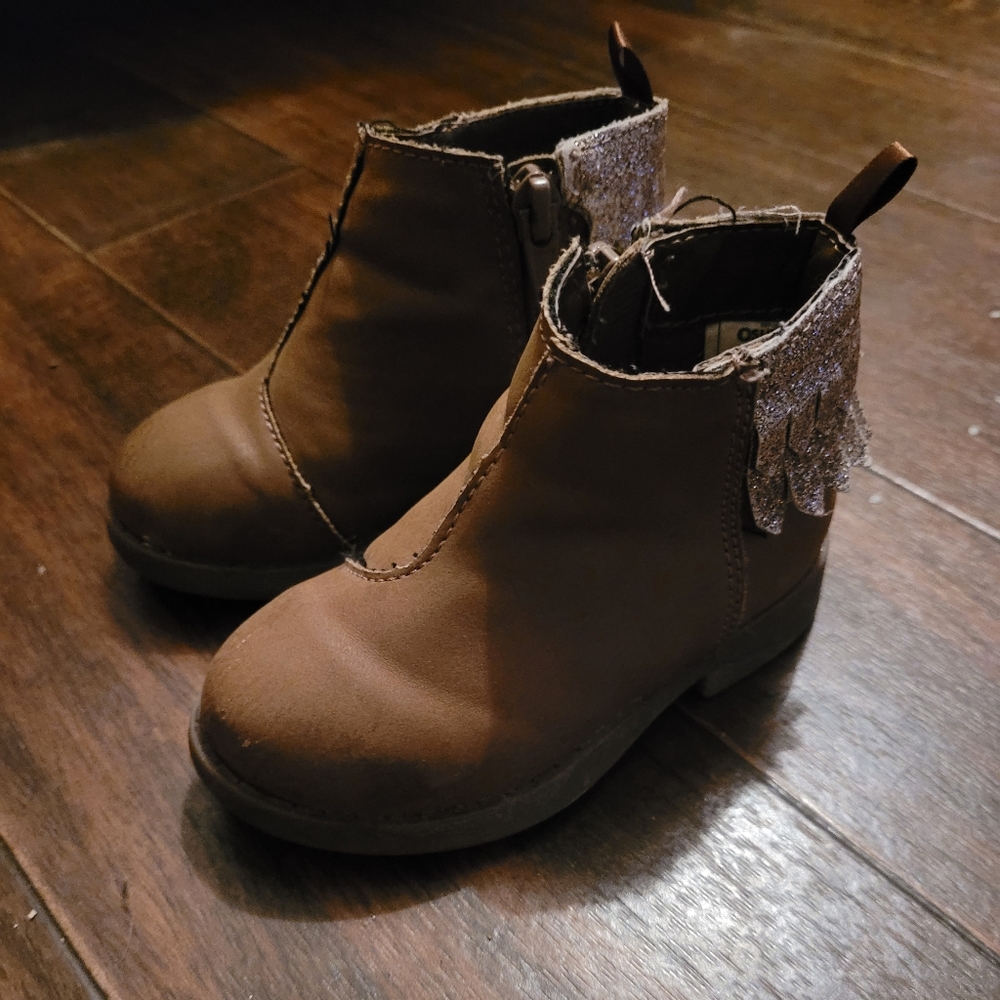 Oshkosh booties